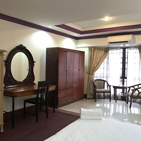 Sunset & Seaview Vacation Condos At Marina Court Resort Condo Kota Kinabalu Extérieur photo