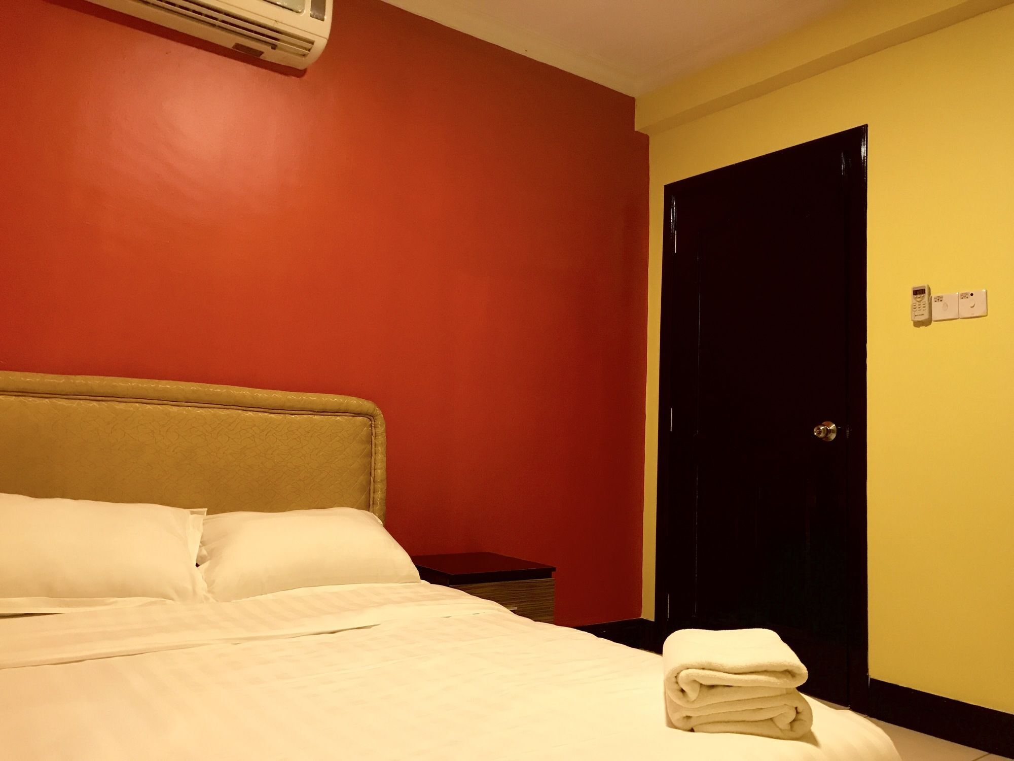 Sunset & Seaview Vacation Condos At Marina Court Resort Condo Kota Kinabalu Extérieur photo