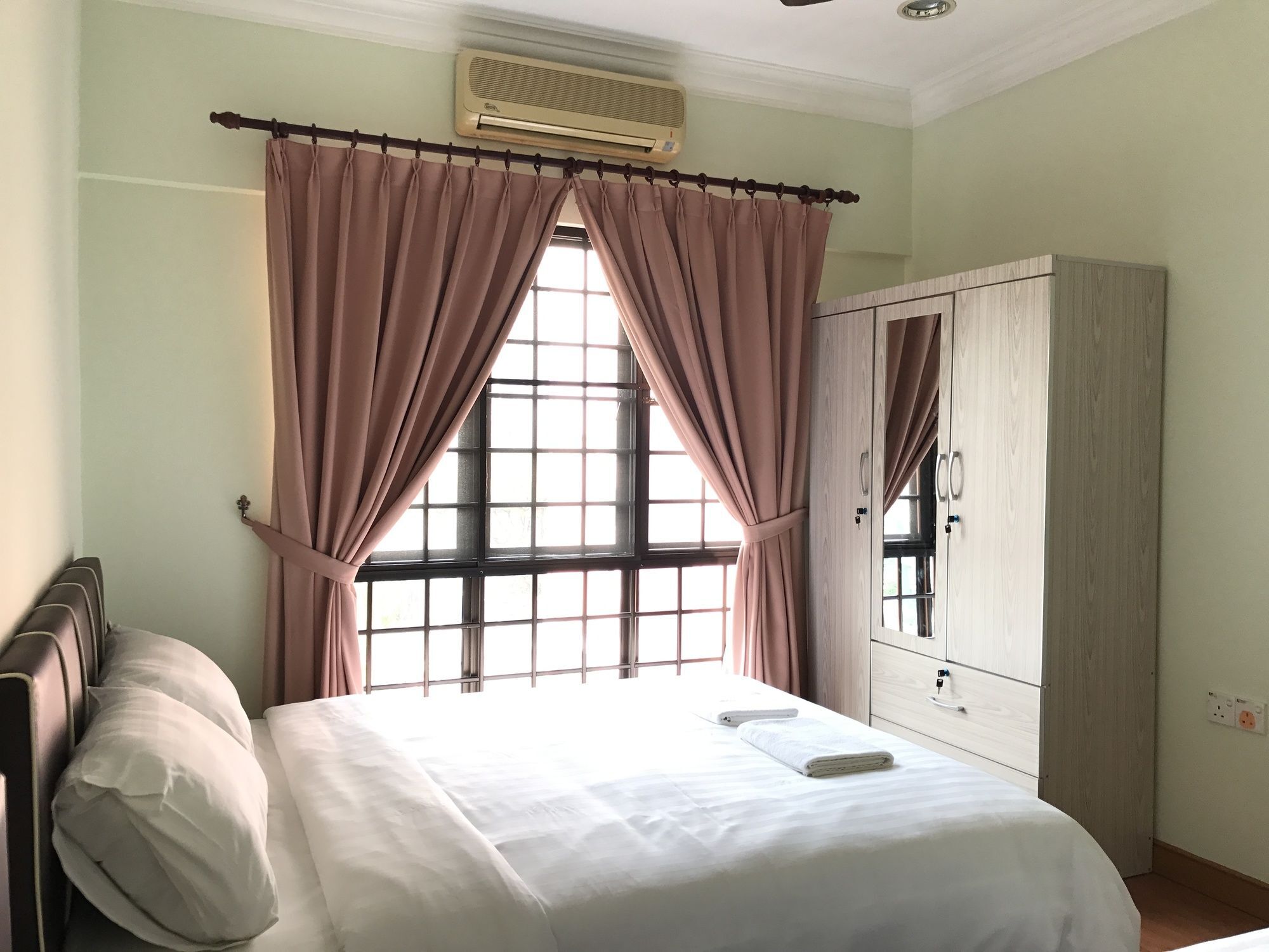Sunset & Seaview Vacation Condos At Marina Court Resort Condo Kota Kinabalu Extérieur photo